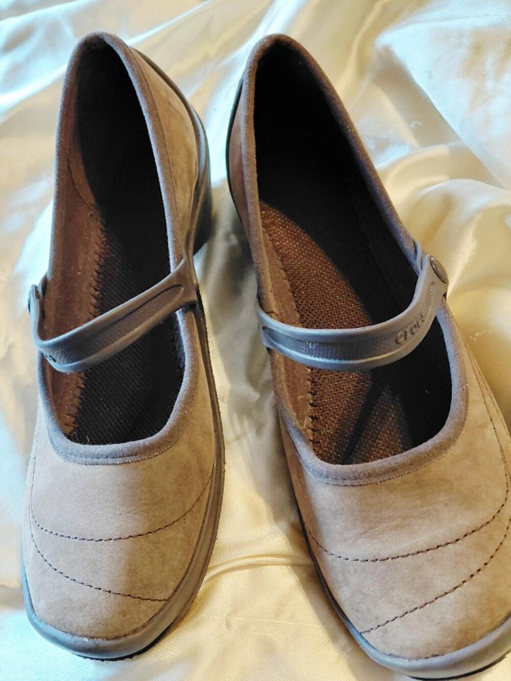 Crocs Brown Suede/Rubber Mary Jane Comfort Shoe